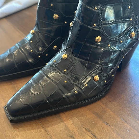 Vince Camuto Ankle Boots - Picture 4 of 12